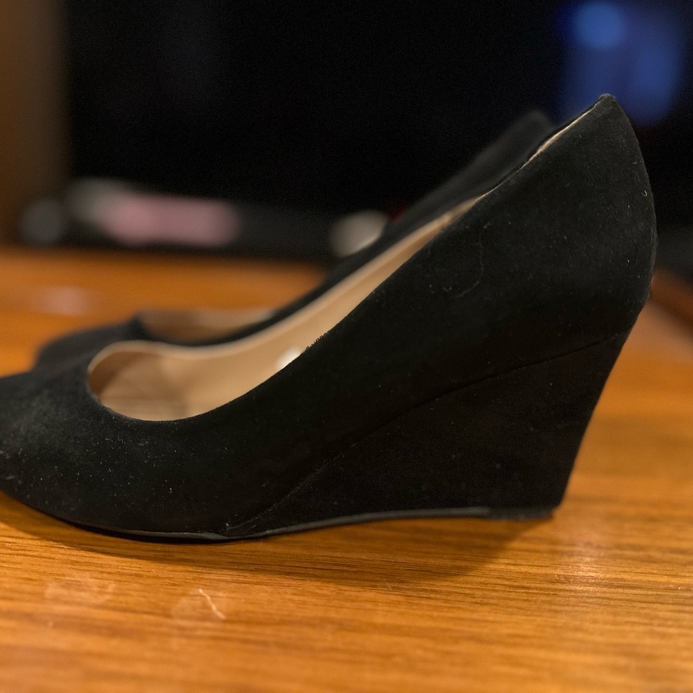Nine West Black Suede Wedge Pumps